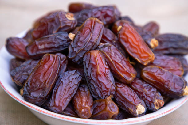 Deglet Noor Dates
